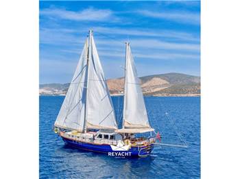 WOODEN BOAT GULET
