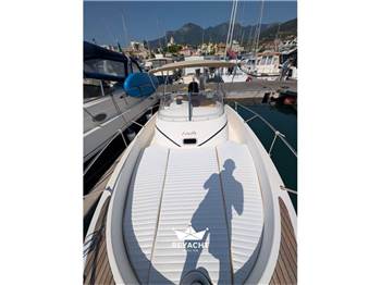 JEANNEAU CAP CAMARAT 755