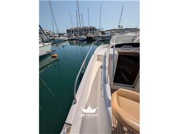 JEANNEAU CAP CAMARAT 755