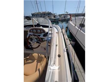 JEANNEAU CAP CAMARAT 755