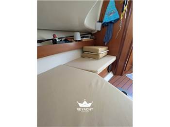 JEANNEAU CAP CAMARAT 755