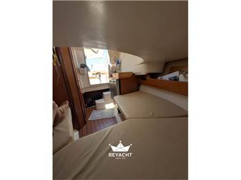 JEANNEAU CAP CAMARAT 755