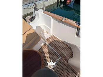 JEANNEAU CAP CAMARAT 755