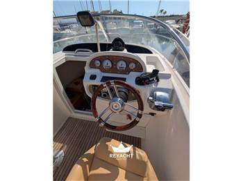 JEANNEAU CAP CAMARAT 755