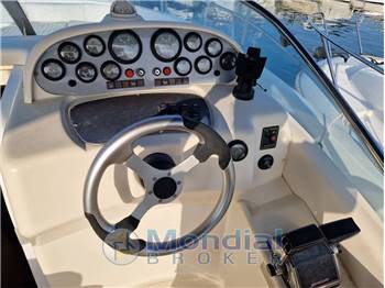 Rio Yacht Rio 850 day cruiser