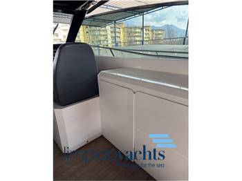 RIO YACHTS 38' PARANA'