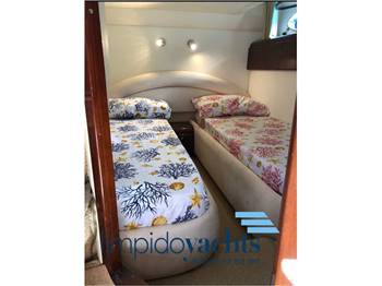 PRINCESS YACHTS V55