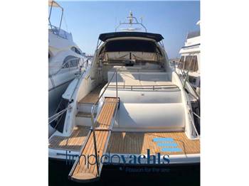 PRINCESS YACHTS V55