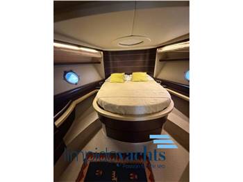 AZIMUT BENETTI 68S