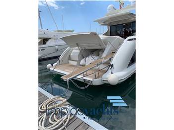 AZIMUT BENETTI 68S