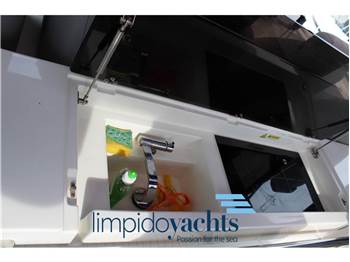 DE ANTONIO YACHTS D42 Open