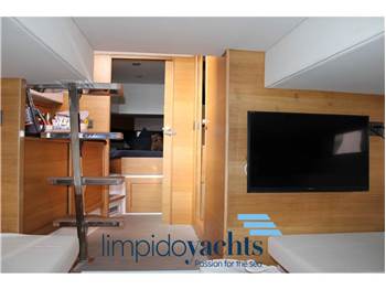 DE ANTONIO YACHTS D42 Open