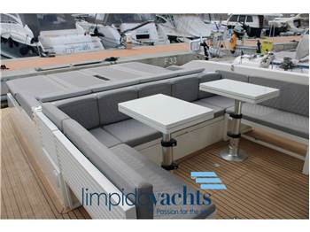 DE ANTONIO YACHTS D42 Open