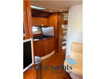 PERSHING 52'