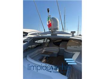 PERSHING 52'