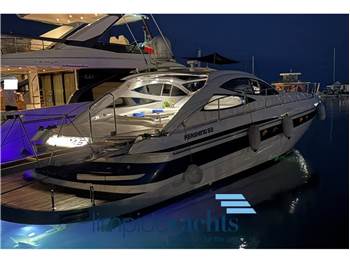 PERSHING 52'