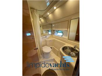 AZIMUT YACHTS SPA 40' FLY