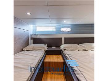 RIO YACHTS 38' PARANA'