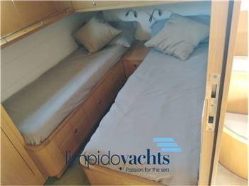 UNIESSE MARINE 48' ht