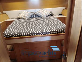 UNIESSE MARINE 48' ht