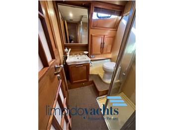 MOCHI CRAFT (Gruppo Ferretti) DOLPHIN 51'