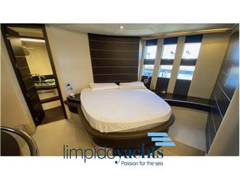 AZIMUT 68S