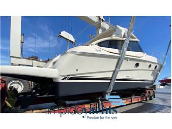 CANTIERI DI BAIA 48' FLASH