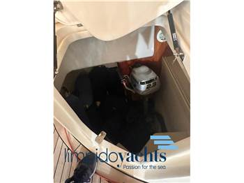 CANTIERI DI BAIA 48' FLASH