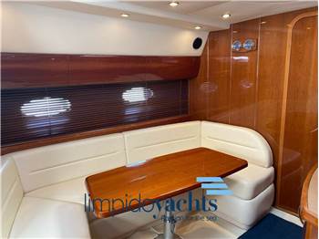 PRINCESS YACHTS V42