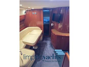 PRINCESS YACHTS V42