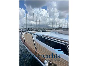 MOCHI CRAFT 51' DOLPHIN