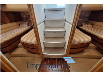 CAYMAN YACHT 55/58 HT WALK AROUND