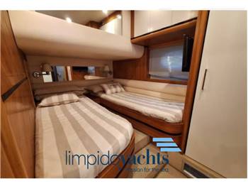 CAYMAN YACHT 55/58 HT WALK AROUND