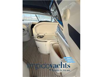 PRINCESS YACHTS V42