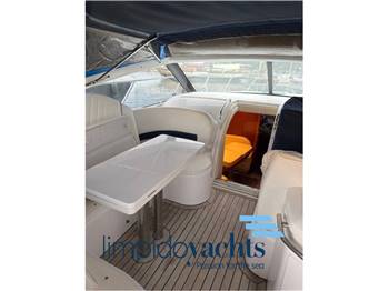 PRINCESS YACHTS V42
