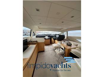 PERSHING 64'