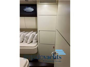 PERSHING 56'