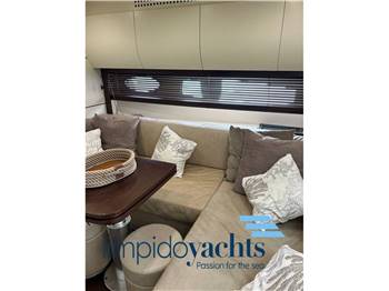 PERSHING 56'