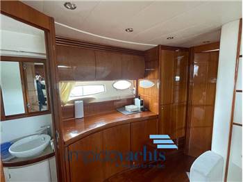 PERSHING 50'