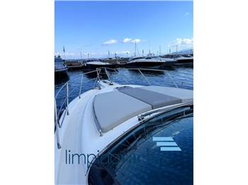 UNIESSE MARINE 42' ht