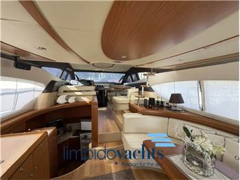 FERRETTI YACHTS 551