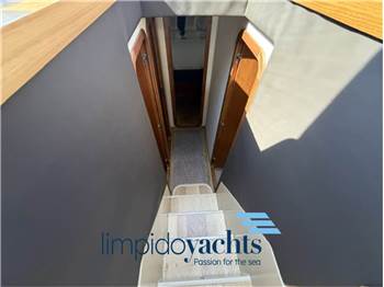 FERRETTI YACHTS 551