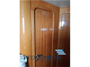UNIESSE MARINE 42' Open