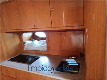 UNIESSE MARINE 42' Open