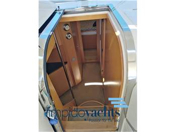 UNIESSE 48 HARD TOP