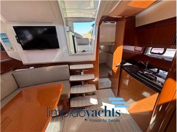 JEANNEAU LEADER 10
