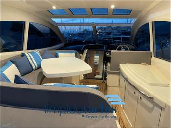 ABSOLUTE YACHTS 47 HT