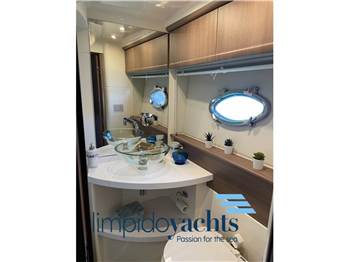 ABSOLUTE YACHTS 47 HT