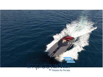 MAGNUM MARINE 53'