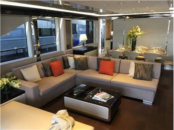 Dominator Ilumen 28'
